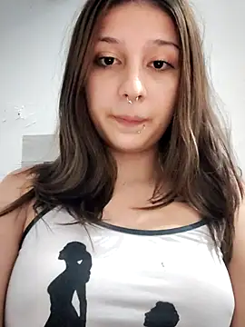 Maiden-Hot online show from July 2, 2026, 12:44 am