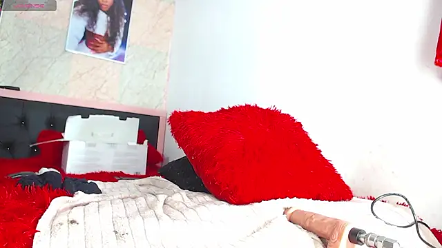 Snapshot of k_stormi_ chatting on February 17, 2026, 1:36 am k stormi online show from February 17, 2026, 1:36 am