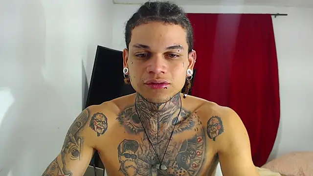 hot man05 online show from October 17, 2025, 11:50 pm