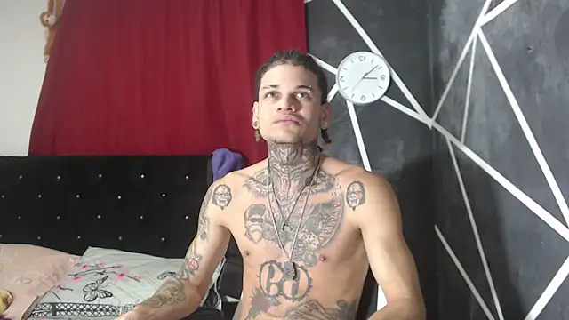 hot man05 online show from October 11, 2025, 12:00 am