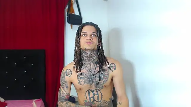 hot man05 online show from March 18, 2025, 5:02 am