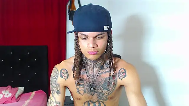 hot man05 online show from March 19, 2025, 8:45 am