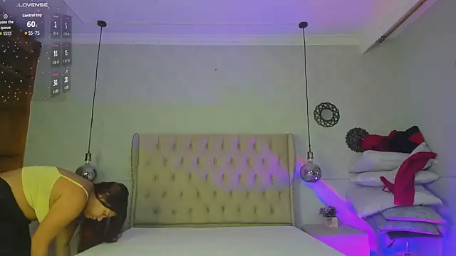 amanda29 online show from January 18, 2026, 7:06 pm