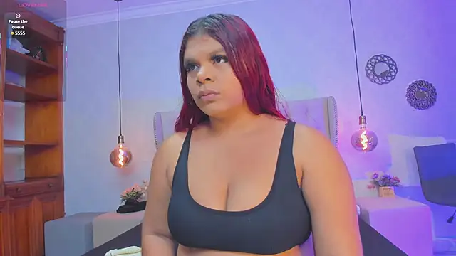 amanda29 online show from November 13, 2025, 7:29 pm