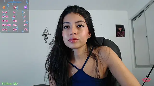 ellajonz online show from May 13, 2026, 4:41 am