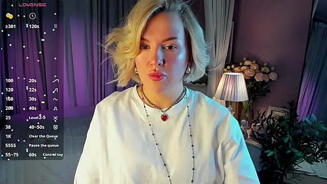 Nikki Kai online show from December 15, 2025, 1:00 am