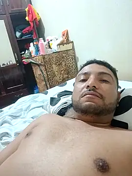 casadosafado20 online show from February 24, 2025, 10:37 am