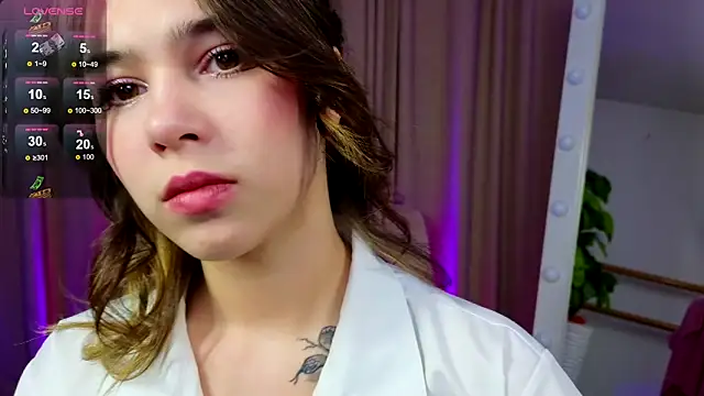 Hotary Yuko online show from March 9, 2025, 2:32 pm