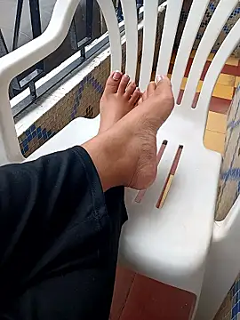 aleya bliss online show from January 12, 2026, 8:04 pm