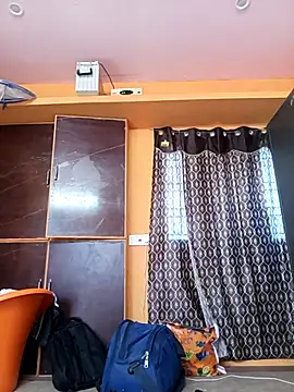bigcock thick online show from June 24, 2026, 2:43 am