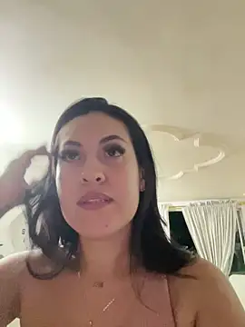 Kamila angel online show from May 16, 2026, 4:00 am