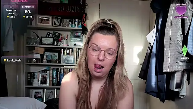 Demi WelshX online show from December 5, 2025, 9:30 am