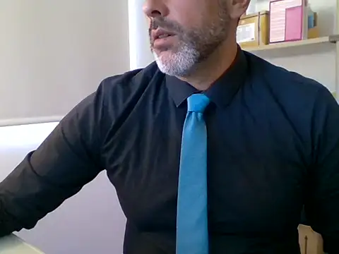 66MA69 online show from September 17, 2025, 2:08 pm