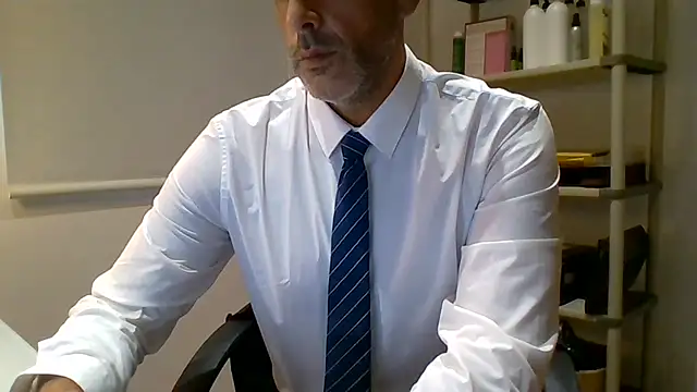66MA69 online show from July 29, 2026, 6:56 am