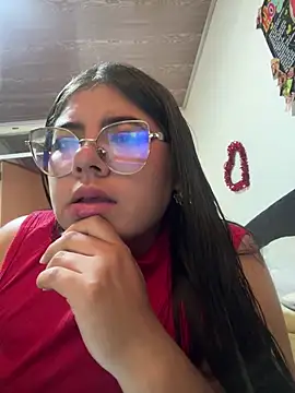 viccky vick online show from March 17, 2025, 1:50 pm