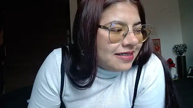 viccky vick online show from February 15, 2026, 5:34 pm