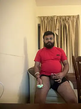 SoloChill online show from May 3, 2026, 1:11 am