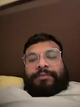 SoloChill online show from May 5, 2026, 8:39 am