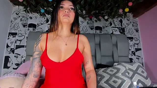 LucyRosse online show from July 26, 2026, 11:17 am