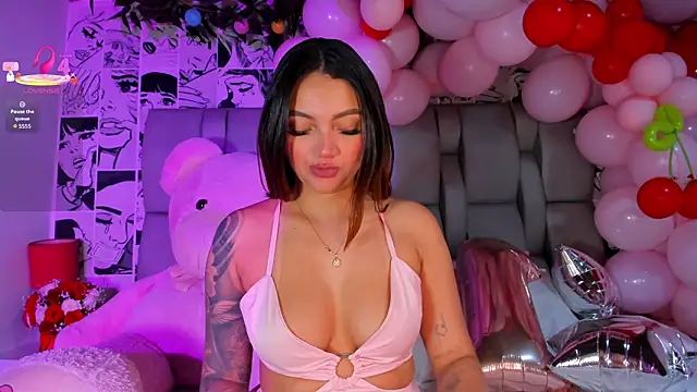 LucyRosse online show from February 2, 2026, 11:42 am