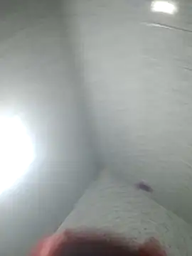 alexandraluv online show from January 6, 2026, 8:35 pm