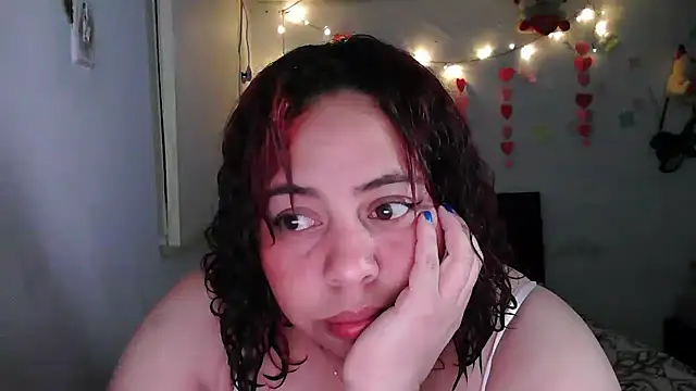 alexandraluv online show from February 14, 2026, 2:56 am