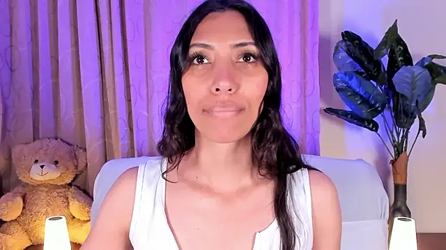 Miss veronicaa2 online show from February 23, 2026, 1:23 pm