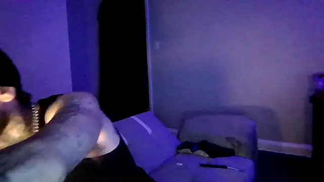 cruz815 online show from January 19, 2026, 1:31 am