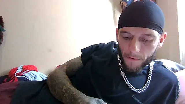 cruz815 online show from October 1, 2025, 6:12 pm