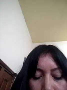 Snapshot of KellyPerlaxxx chatting on February 14, 2026, 8:42 pm KellyPerlaxxx online show from February 14, 2026, 8:42 pm