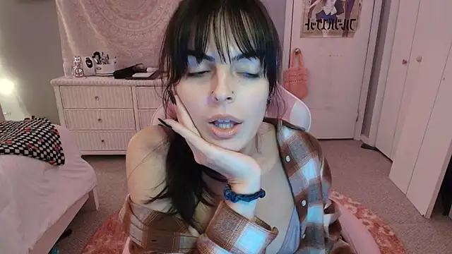 princesselysia online show from November 7, 2025, 1:10 am