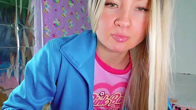 TwerkingCheerleader online show from October 19, 2025, 8:22 pm