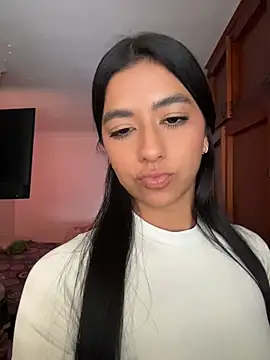 Snapshot of eva_roseee chatting on August 6, 2026, 10:27 pm eva roseee online show from August 6, 2026, 10:27 pm