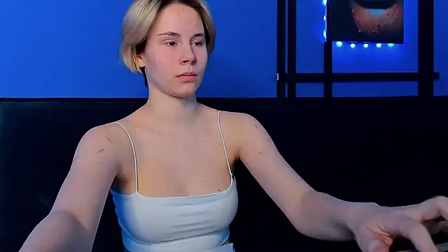 BettyCarter07 online show from February 18, 2025, 9:21 am