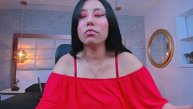 Nohemi louse online show from April 20, 2026, 7:04 pm