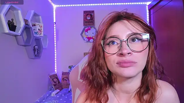 chloe rockss  online show from March 1, 2025, 6:46 am