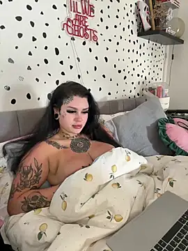 tempzzz12 online show from May 7, 2026, 6:50 am