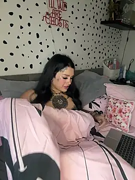 tempzzz12 online show from July 25, 2026, 6:21 am