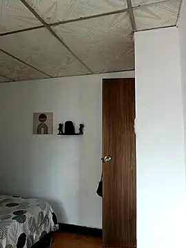 Niick01  online show from November 3, 2025, 6:00 pm