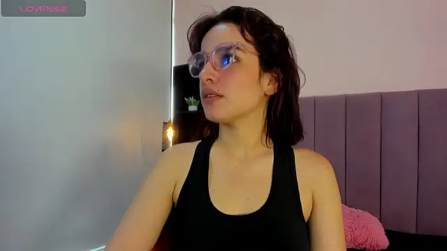 Annyrosee online show from January 17, 2026, 8:23 pm