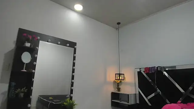 Annyrosee online show from March 23, 2025, 2:04 am