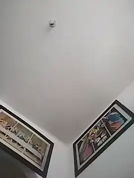 DayannaBronx online show from March 12, 2025, 2:12 pm