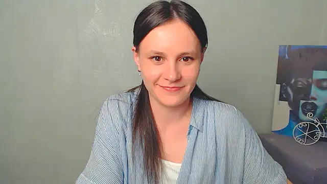 ValeriaHeart  online show from March 22, 2025, 2:36 pm