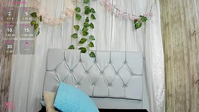 Rachel new20 online show from May 7, 2026, 8:23 pm