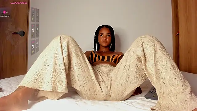 curly sweett1 online show from September 28, 2025, 11:55 pm