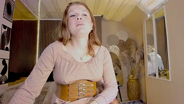 FelicitaSweet online show from March 21, 2026, 7:18 pm