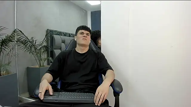 roan birkin online show from November 19, 2025, 7:47 pm