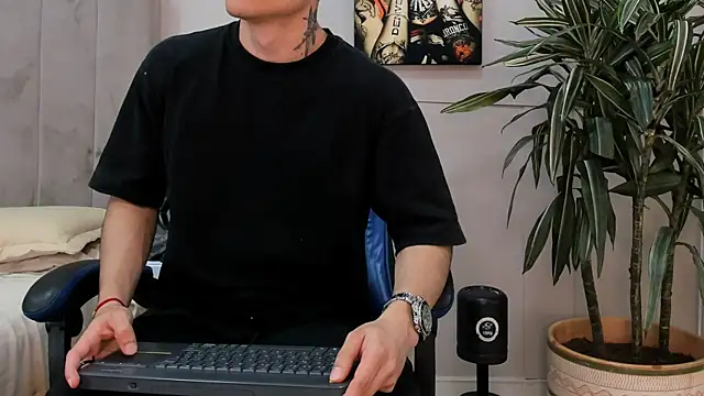 roan birkin online show from May 7, 2026, 7:39 pm