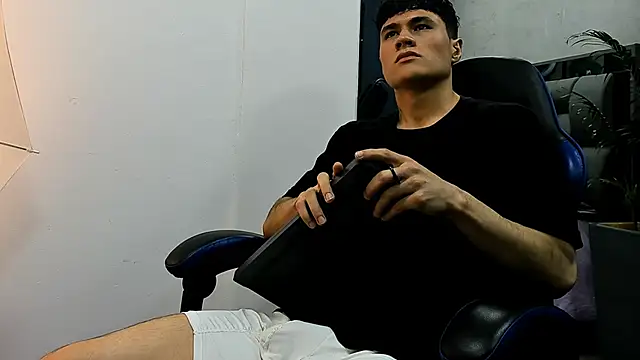 roan birkin online show from September 29, 2025, 8:47 pm