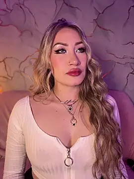 Lally Valencia   online show from December 15, 2025, 8:31 am